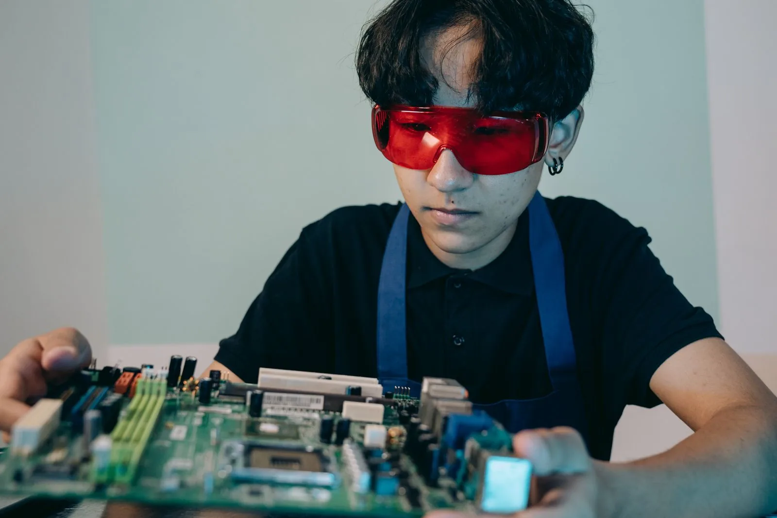 Rezolva IT support engineer on site in Singapore